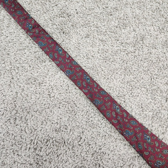 Christian Dior Tie Mens Red Paisley 100% Silk Italian Fabric USA Made 3.5 - Picture 6 of 9